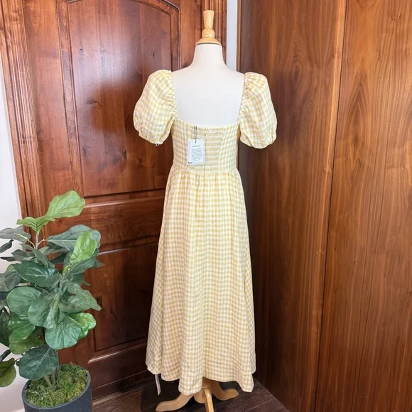 Reformation Marella puff sleeve linen Yellow Checkered gingham Dress. Size 4 Reformation Marella puff sleeve linen Yellow Checkered gingham Dress. Size 4